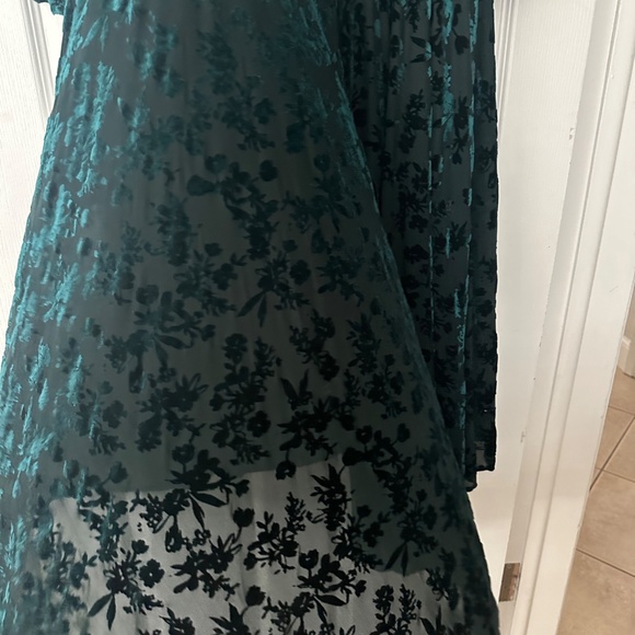 NWT Calvin Klein Emerald green wrap dress - Picture 4 of 7
